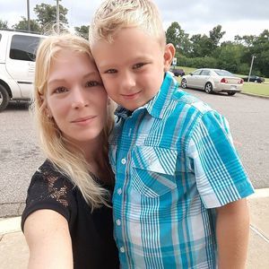 Meet your Posher, Stefanie